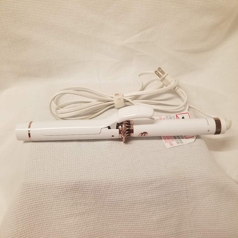 T3 singlepass  1 1/4 curling iron